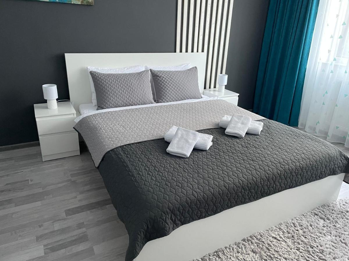 Royal Apartment Braşov Extérieur photo