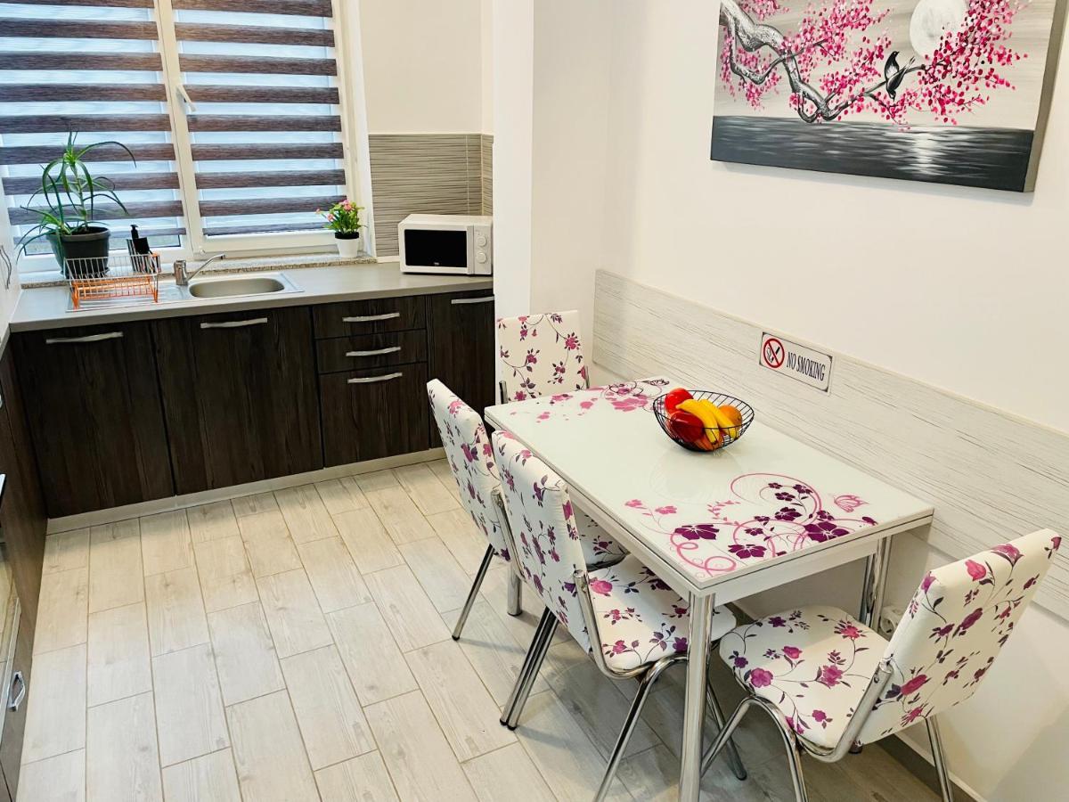 Royal Apartment Braşov Extérieur photo